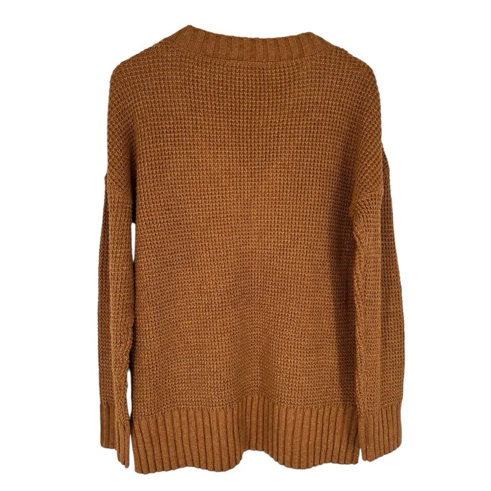 New In Camel Knit Sweater size Small Button Detail Long Sleeves NWT V Neck